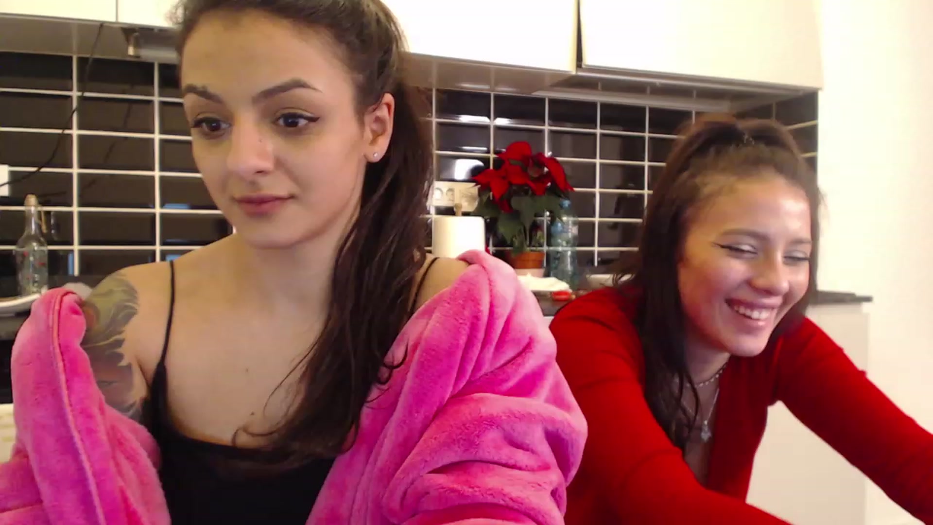 Gallery image thumbnail from Khateee's myfreecams stream on, 12/27/2022, 21:32 image 14 of 20