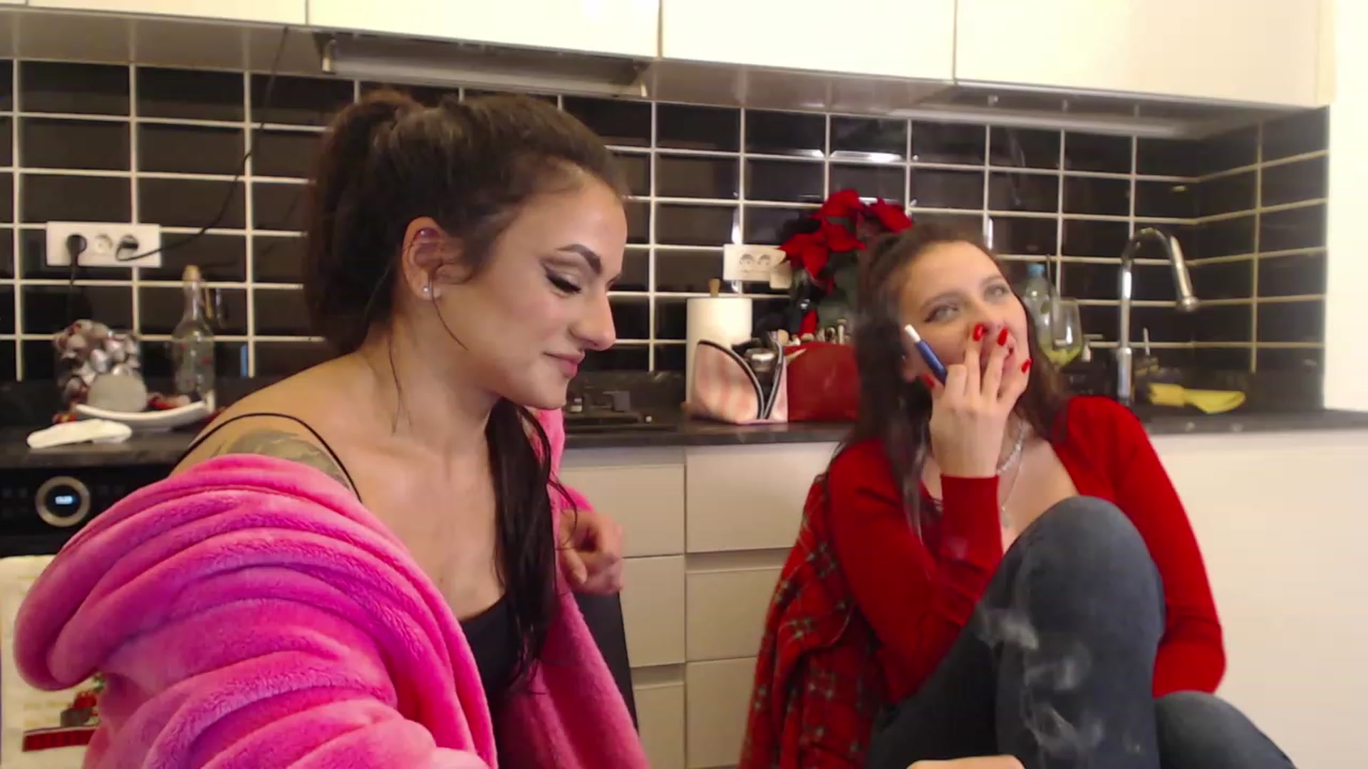 Gallery image thumbnail from Khateee's myfreecams stream on, 12/28/2022, 02:02 image 17 of 20