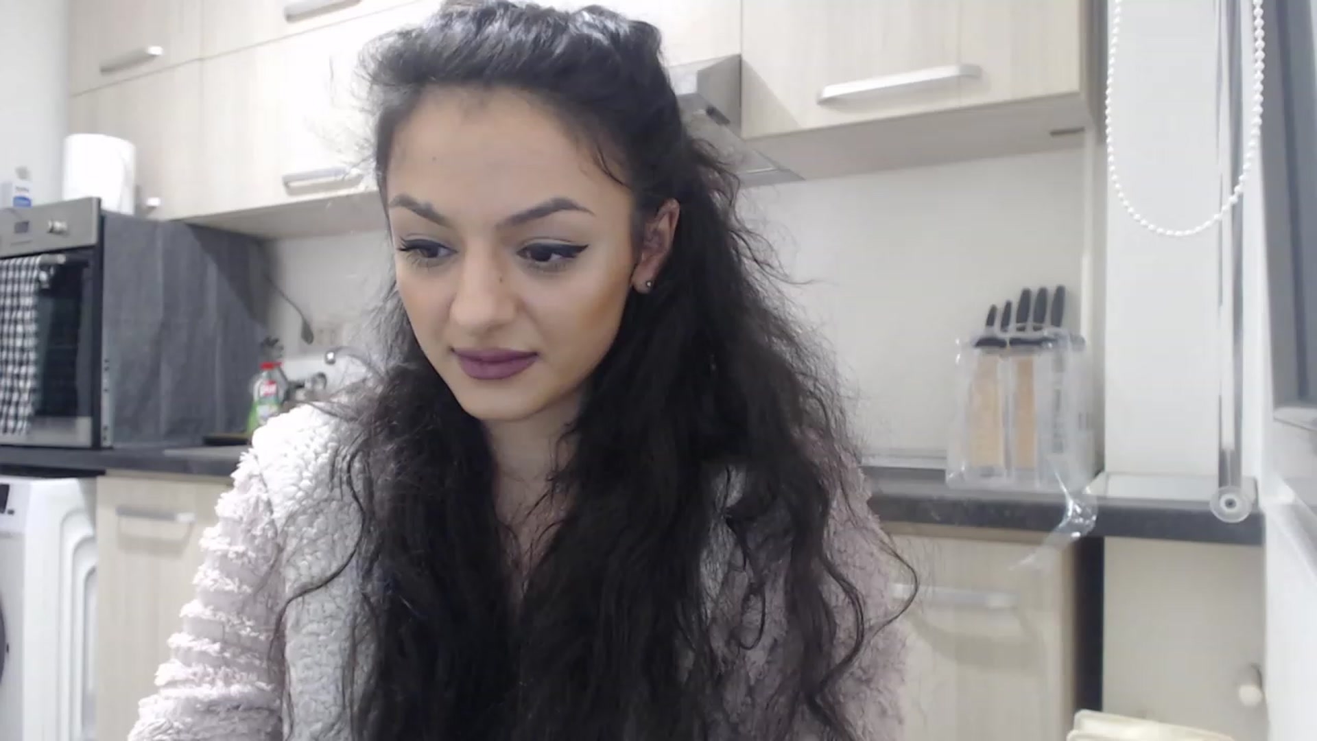 Gallery image thumbnail from Khateee's myfreecams stream on, 12/29/2022, 19:55 image 7 of 20