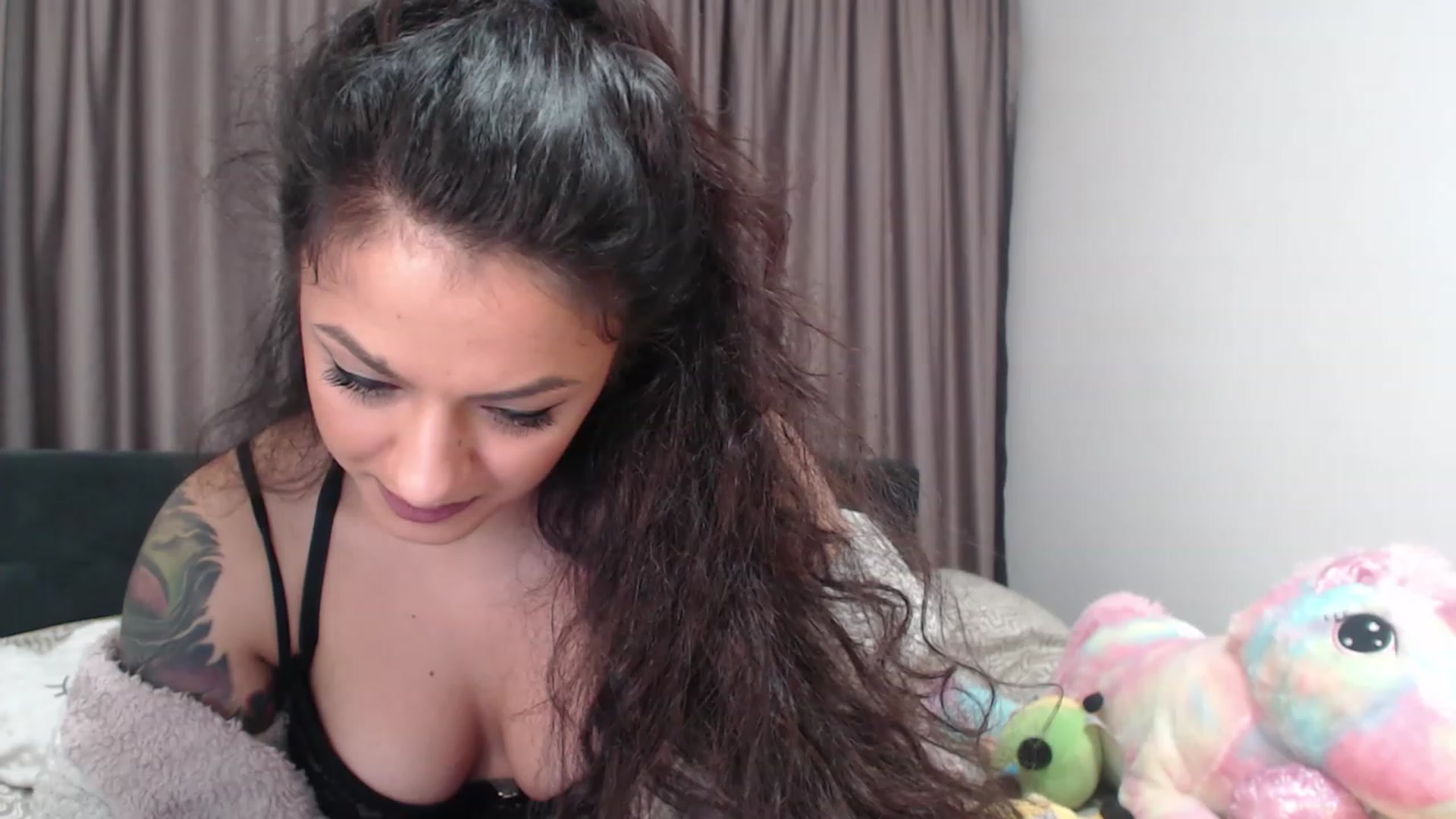 Gallery image thumbnail from Khateee's myfreecams stream on, 12/29/2022, 19:55 image 12 of 20