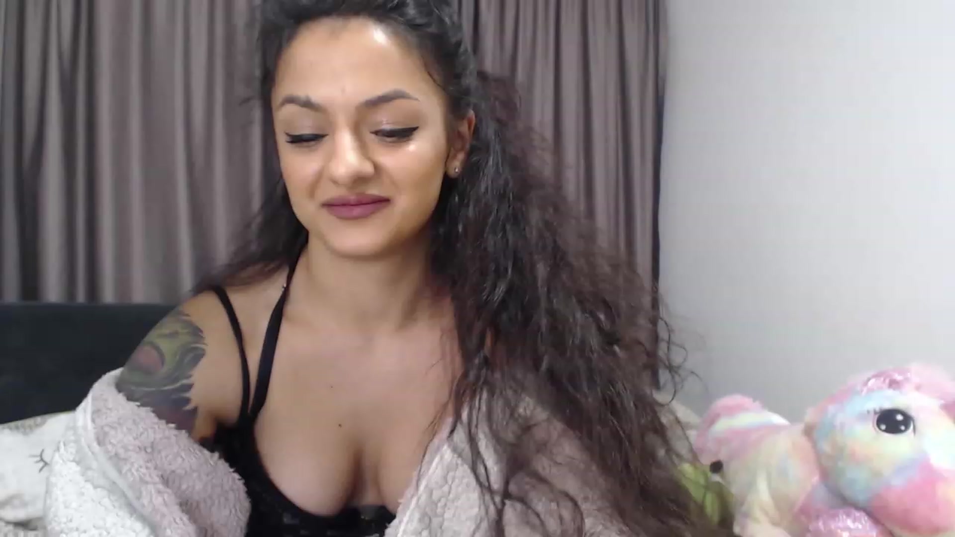 Gallery image thumbnail from Khateee's myfreecams stream on, 12/29/2022, 19:55 image 11 of 20