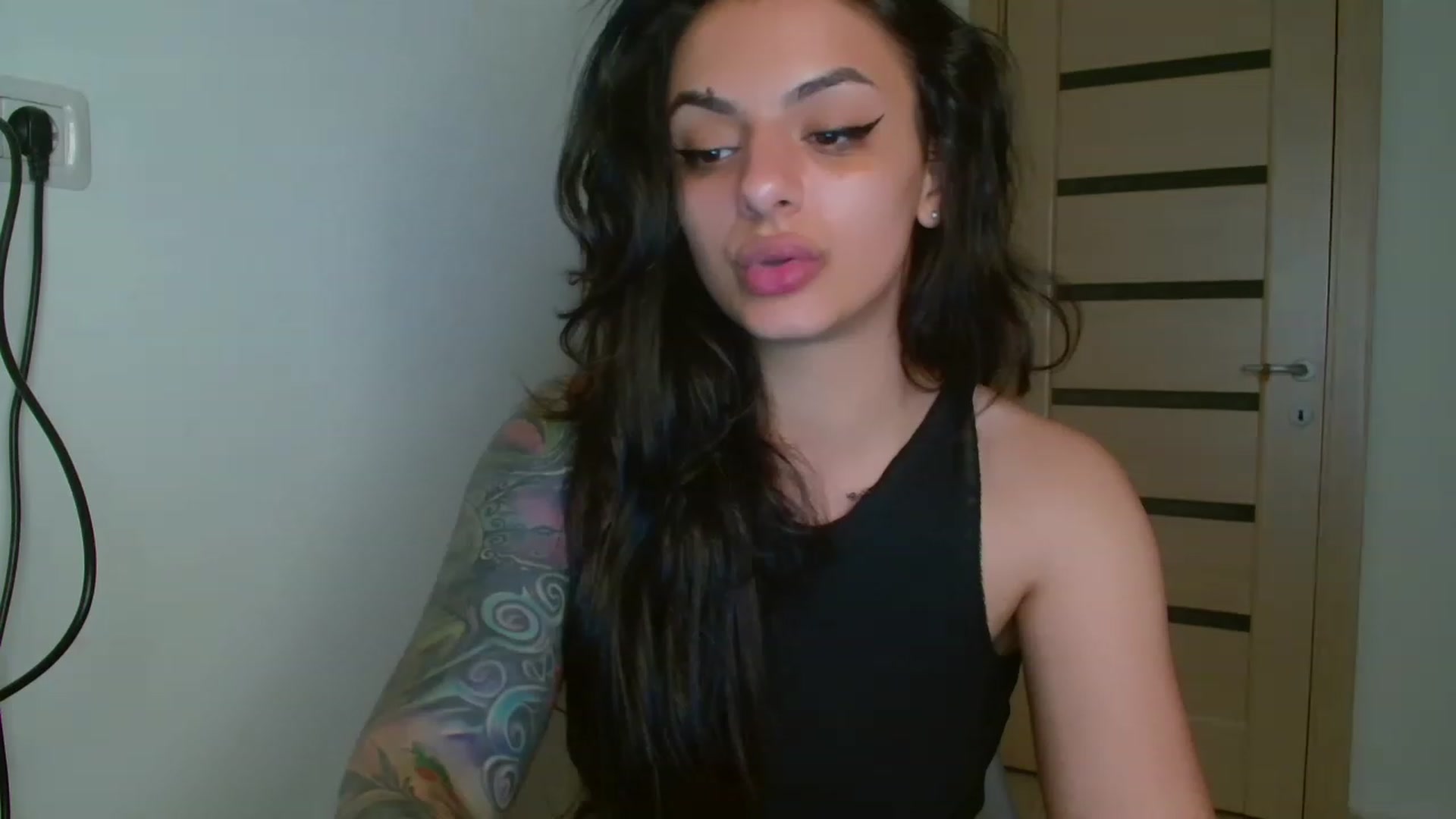 Gallery image thumbnail from Khateee's myfreecams stream on, 05/25/2023, 16:09 image 18 of 20