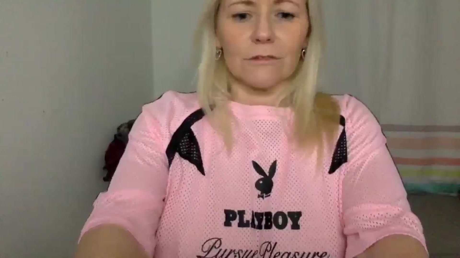Gallery image thumbnail from Khlovember's myfreecams stream on, 11/09/2025, 17:17 image 13 of 20