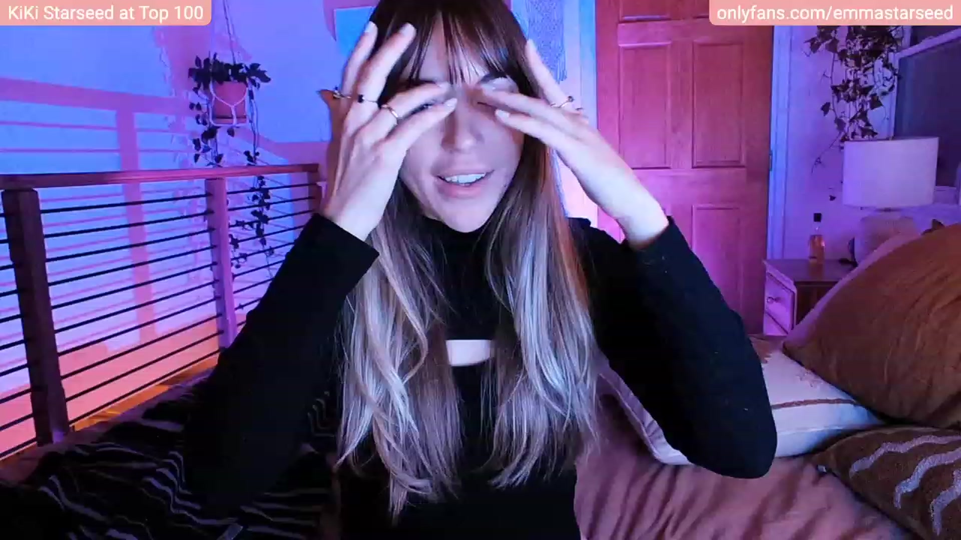 Gallery image thumbnail from KiKiStarseed's myfreecams stream on, 05/01/2023, 05:17 image 10 of 20