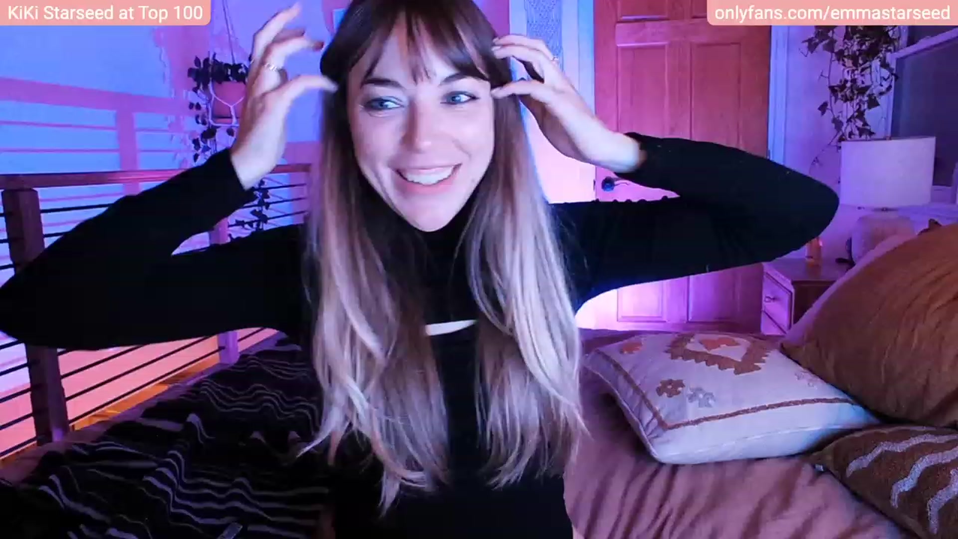 Gallery image thumbnail from KiKiStarseed's myfreecams stream on, 05/01/2023, 05:17 image 11 of 20