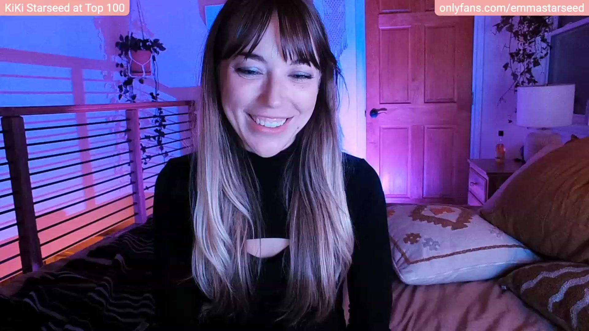 Gallery image thumbnail from KiKiStarseed's myfreecams stream on, 05/01/2023, 05:17 image 18 of 20
