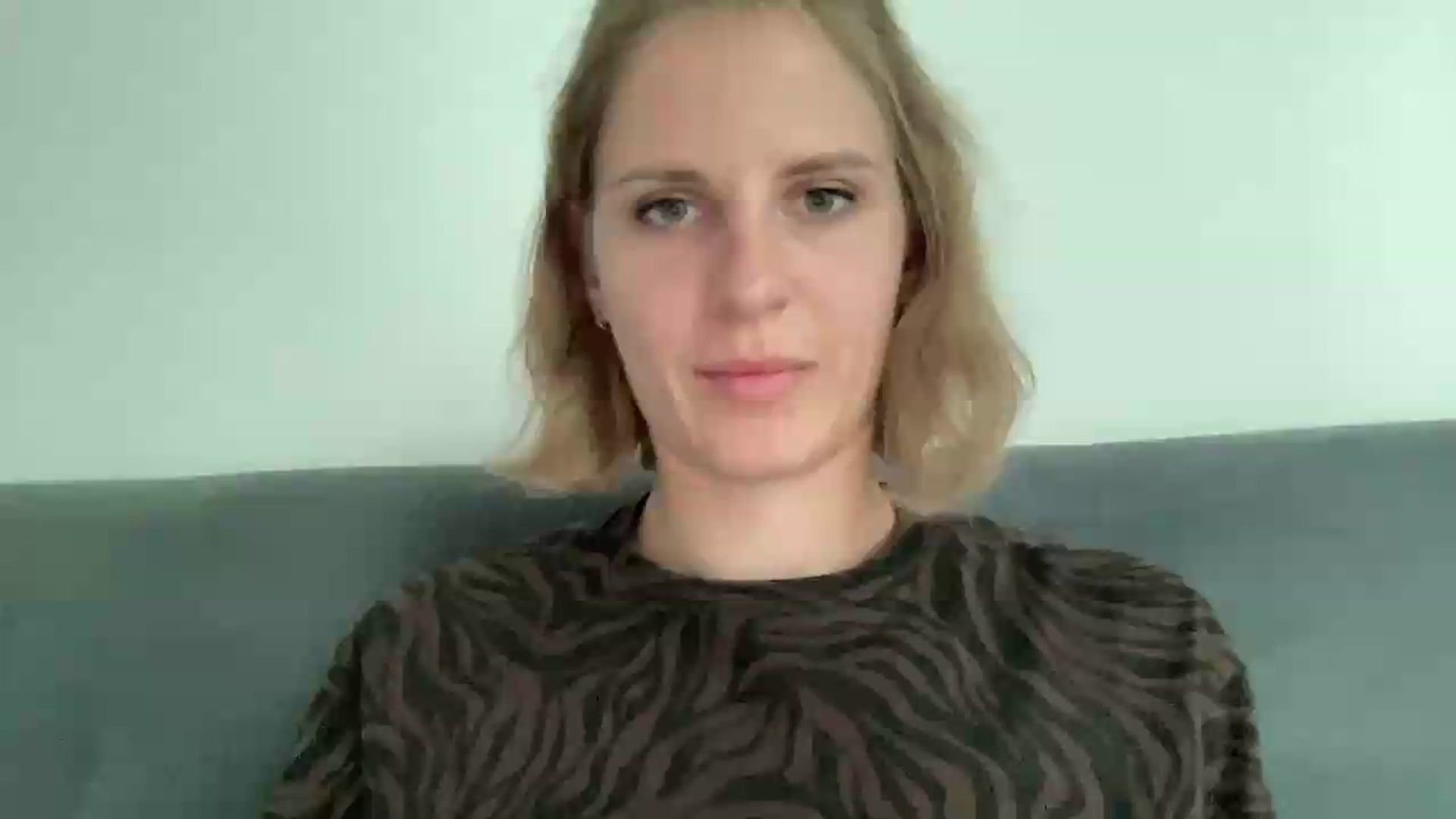 Gallery image thumbnail from KiaraBloom's myfreecams stream on, 08/10/2026, 17:00 image 1 of 20