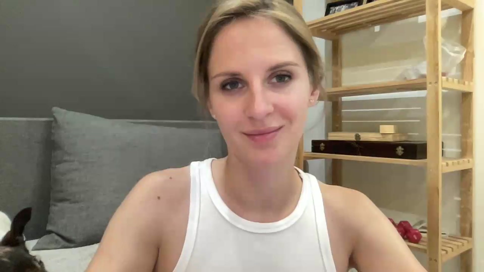 Gallery image thumbnail from KiaraBloom's myfreecams stream on, 08/16/2026, 18:31 image 4 of 20