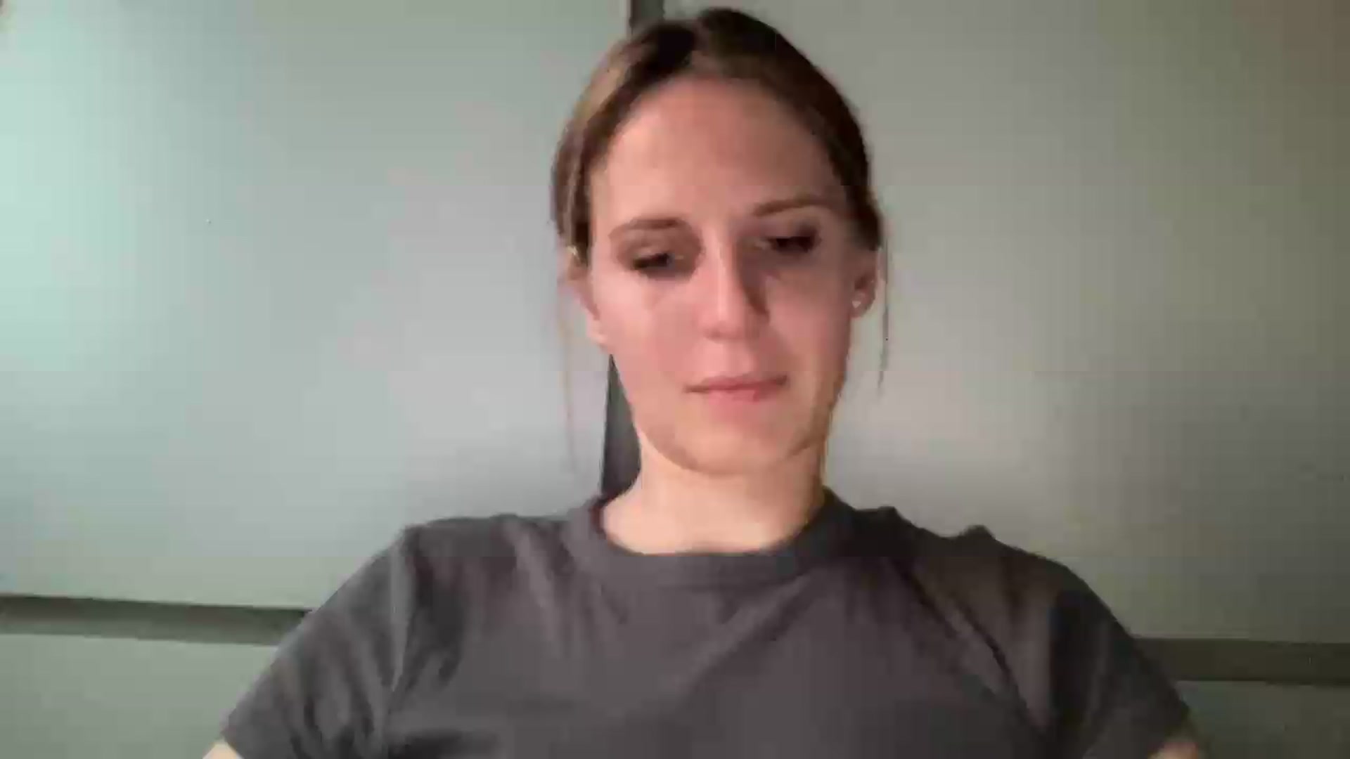 Gallery image thumbnail from KiaraBloom's myfreecams stream on, 08/19/2026, 16:52 image 6 of 20