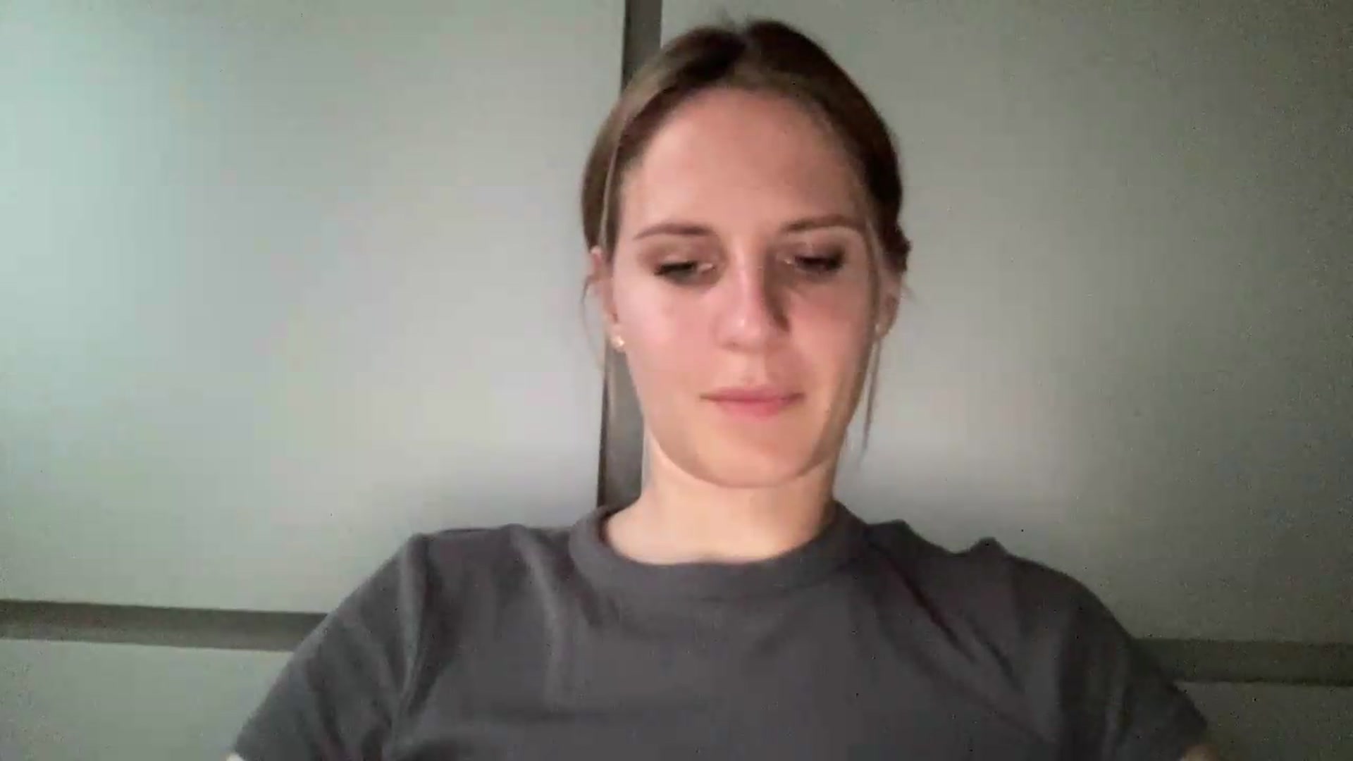 Gallery image thumbnail from KiaraBloom's myfreecams stream on, 08/19/2026, 16:52 image 10 of 20