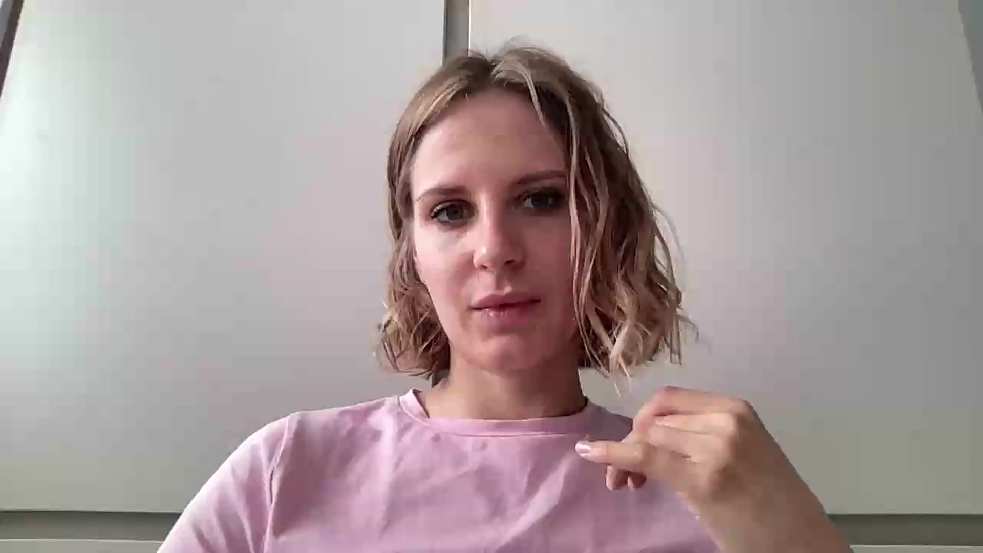 Gallery image thumbnail from KiaraBloom's myfreecams stream on, 08/20/2026, 09:37 image 1 of 20