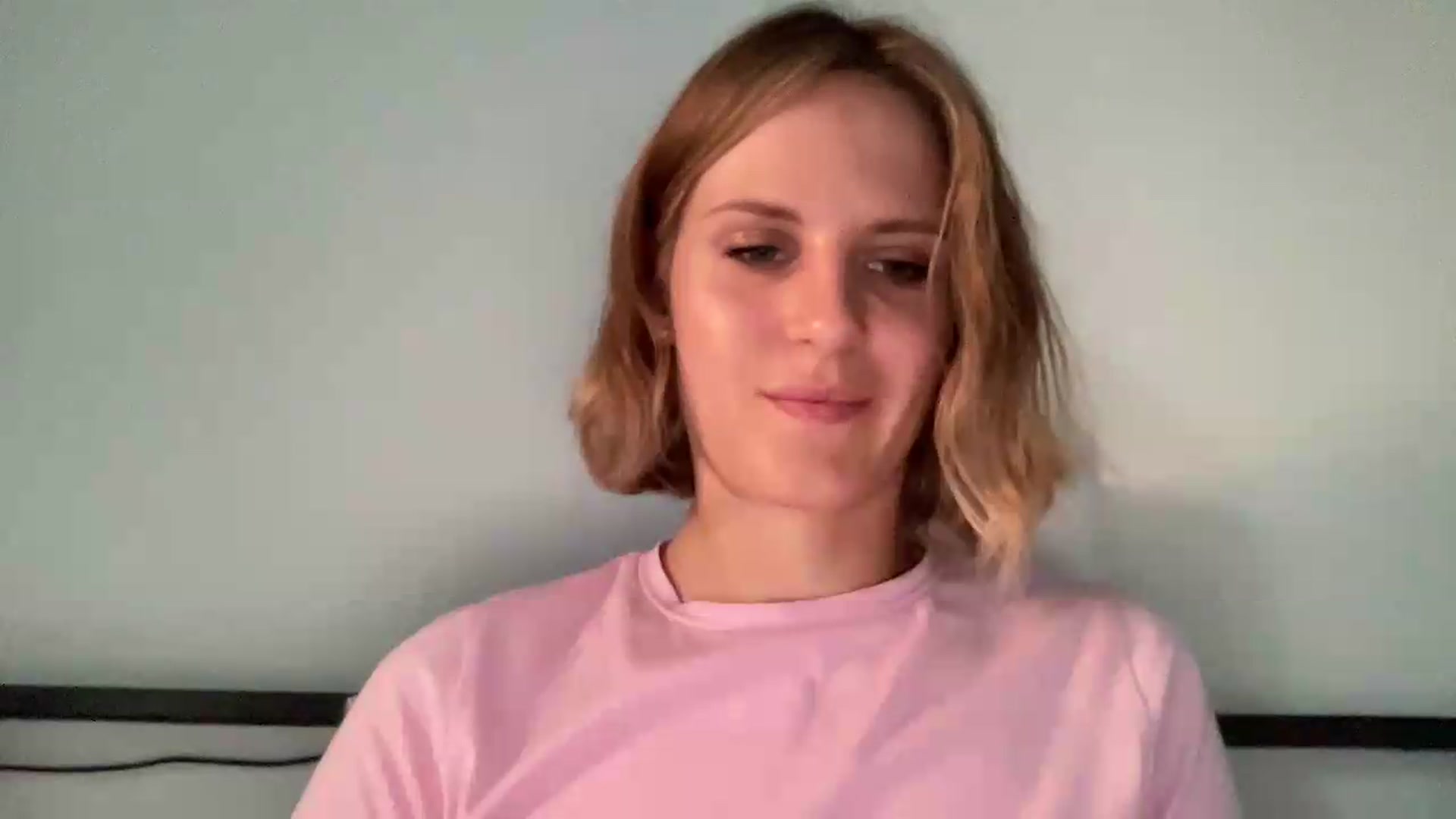 Gallery image thumbnail from KiaraBloom's myfreecams stream on, 08/20/2026, 16:46 image 2 of 20