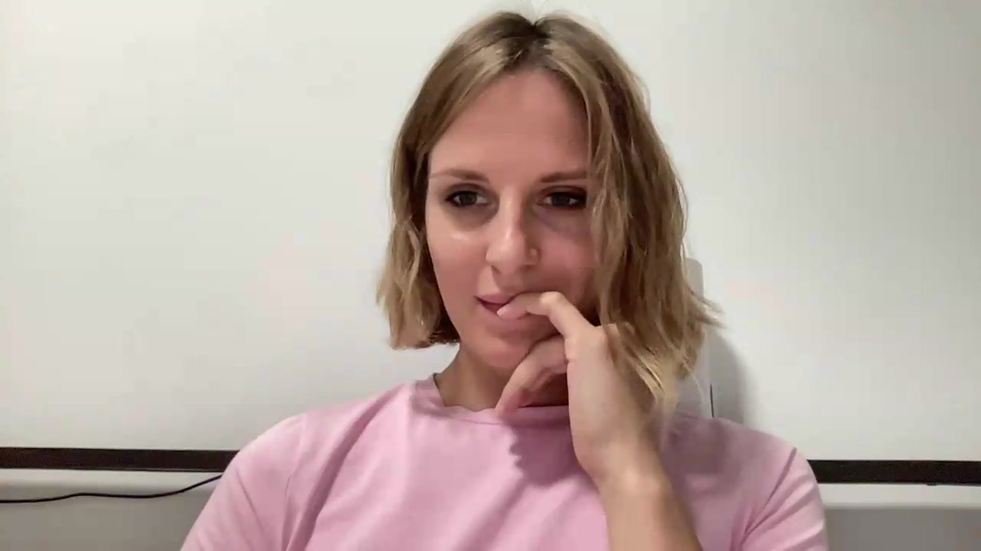 Gallery image thumbnail from KiaraBloom's myfreecams stream on, 08/20/2026, 17:16 image 6 of 20