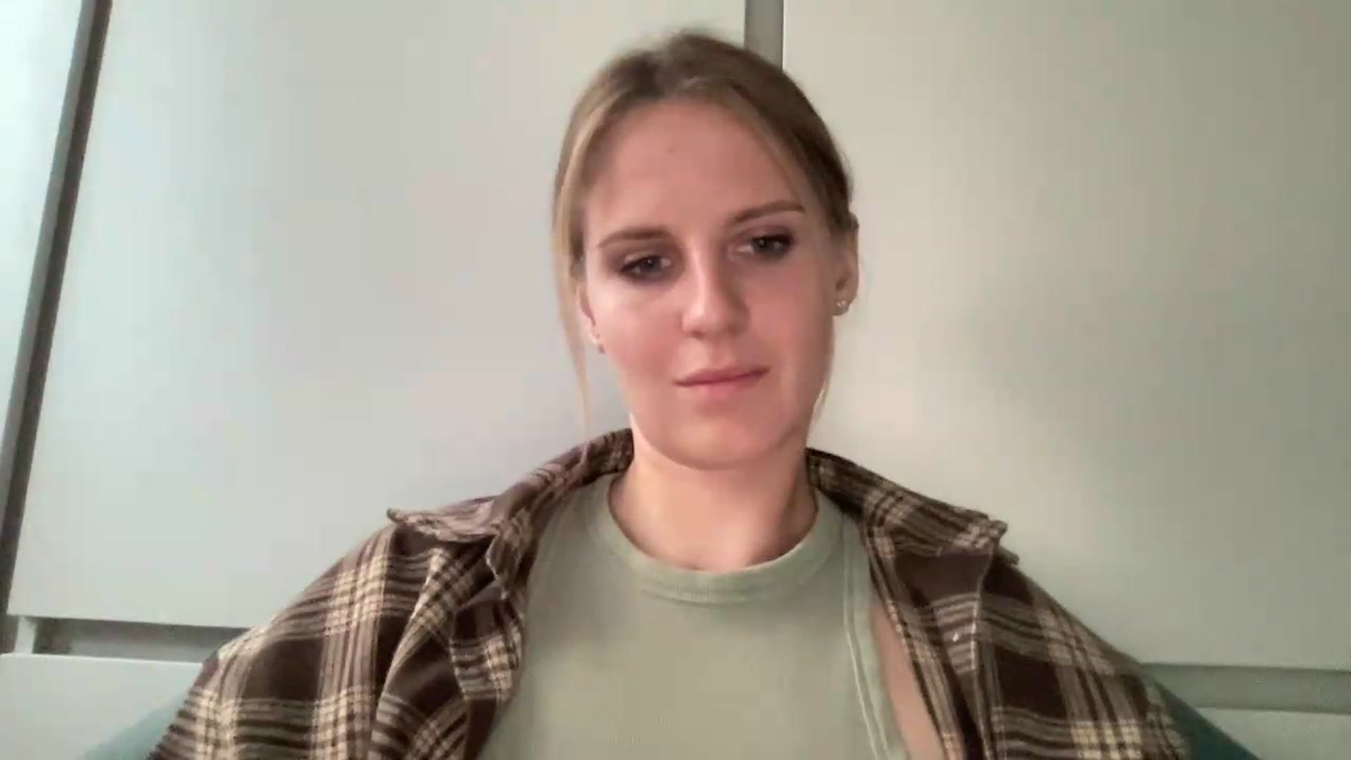 Gallery image thumbnail from KiaraBloom's myfreecams stream on, 08/24/2026, 16:02 image 5 of 20