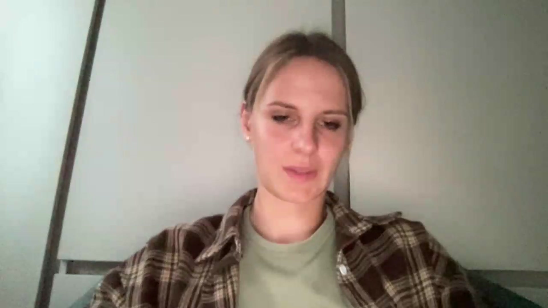 Gallery image thumbnail from KiaraBloom's myfreecams stream on, 08/24/2026, 16:27 image 15 of 20