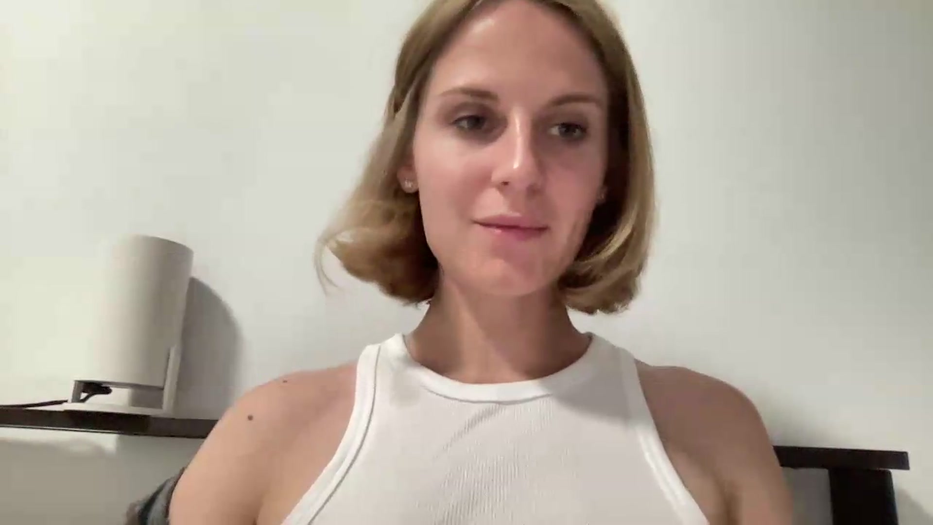 Gallery image thumbnail from KiaraBloom's myfreecams stream on, 08/30/2026, 19:43 image 12 of 20