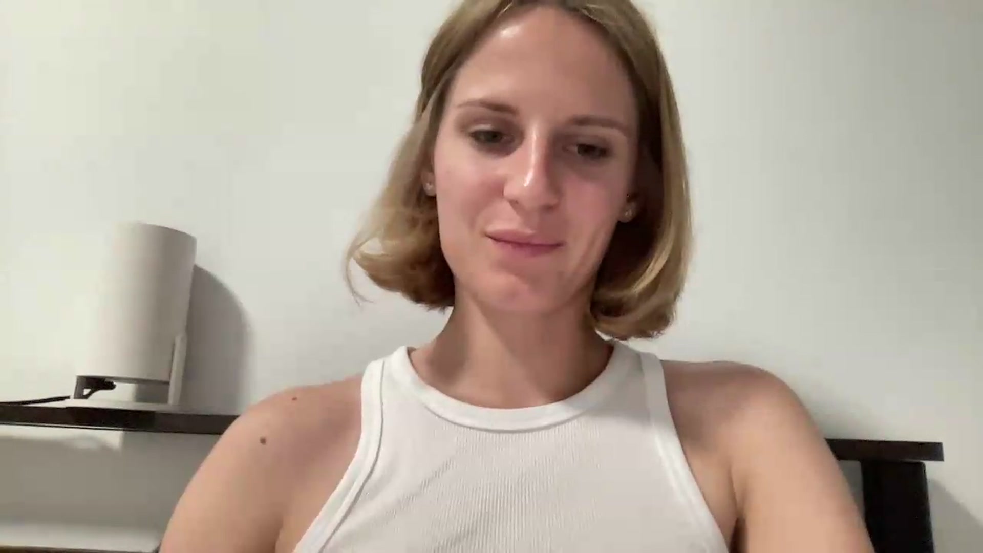 Gallery image thumbnail from KiaraBloom's myfreecams stream on, 08/30/2026, 19:43 image 14 of 20