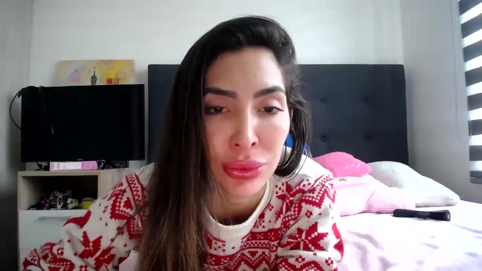 Gallery image thumbnail from KiaraDivina's myfreecams stream on, 12/25/2025, 13:26 image 9 of 20