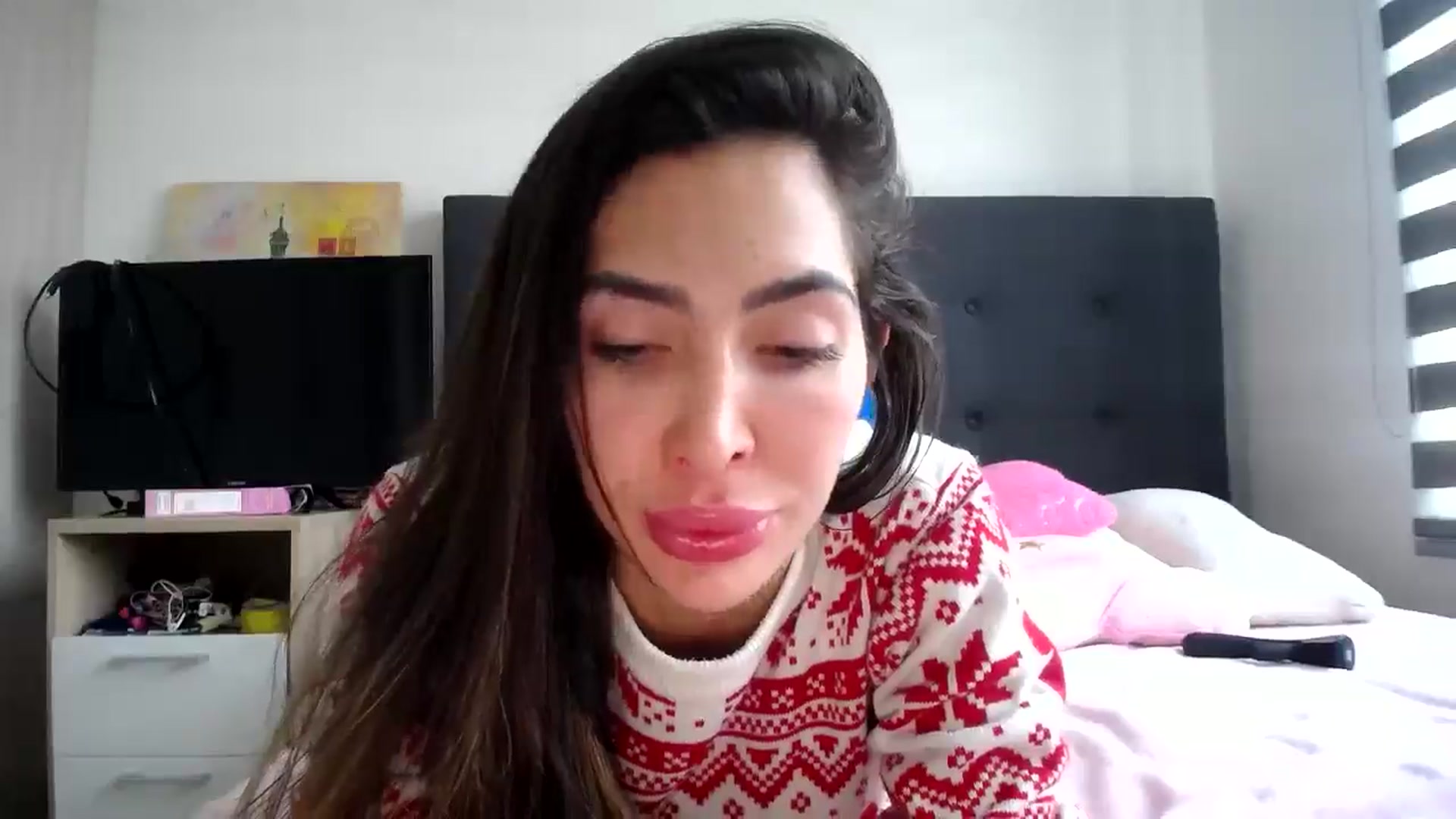 Gallery image thumbnail from KiaraDivina's myfreecams stream on, 12/25/2025, 13:26 image 7 of 20