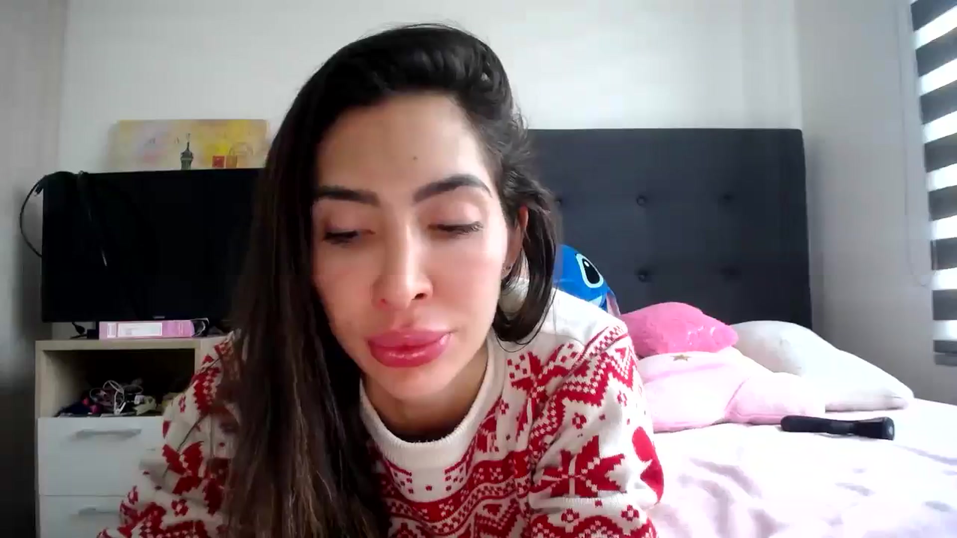 Gallery image thumbnail from KiaraDivina's myfreecams stream on, 12/25/2025, 13:26 image 8 of 20