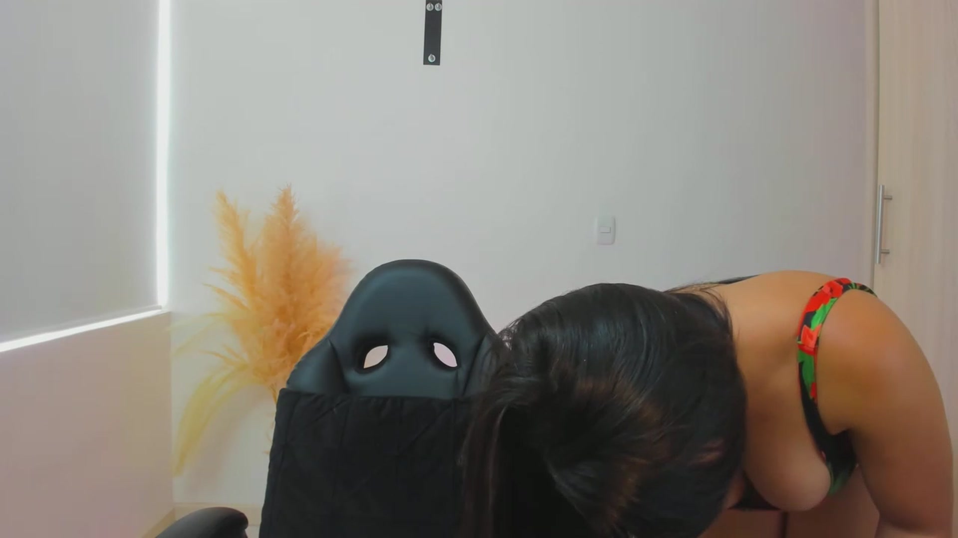 Gallery image thumbnail from KiaraErza_'s myfreecams stream on, 05/02/2023, 14:48 image 19 of 20