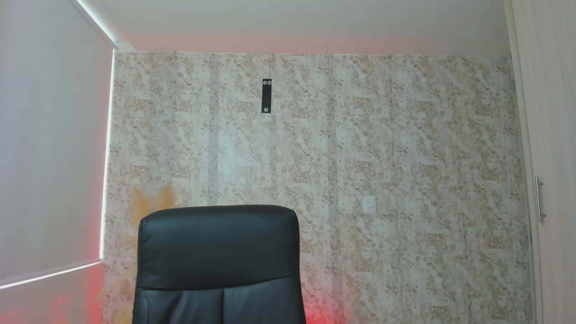 Gallery image thumbnail from KiaraErza_'s myfreecams stream on, 07/14/2023, 15:30 image 13 of 20
