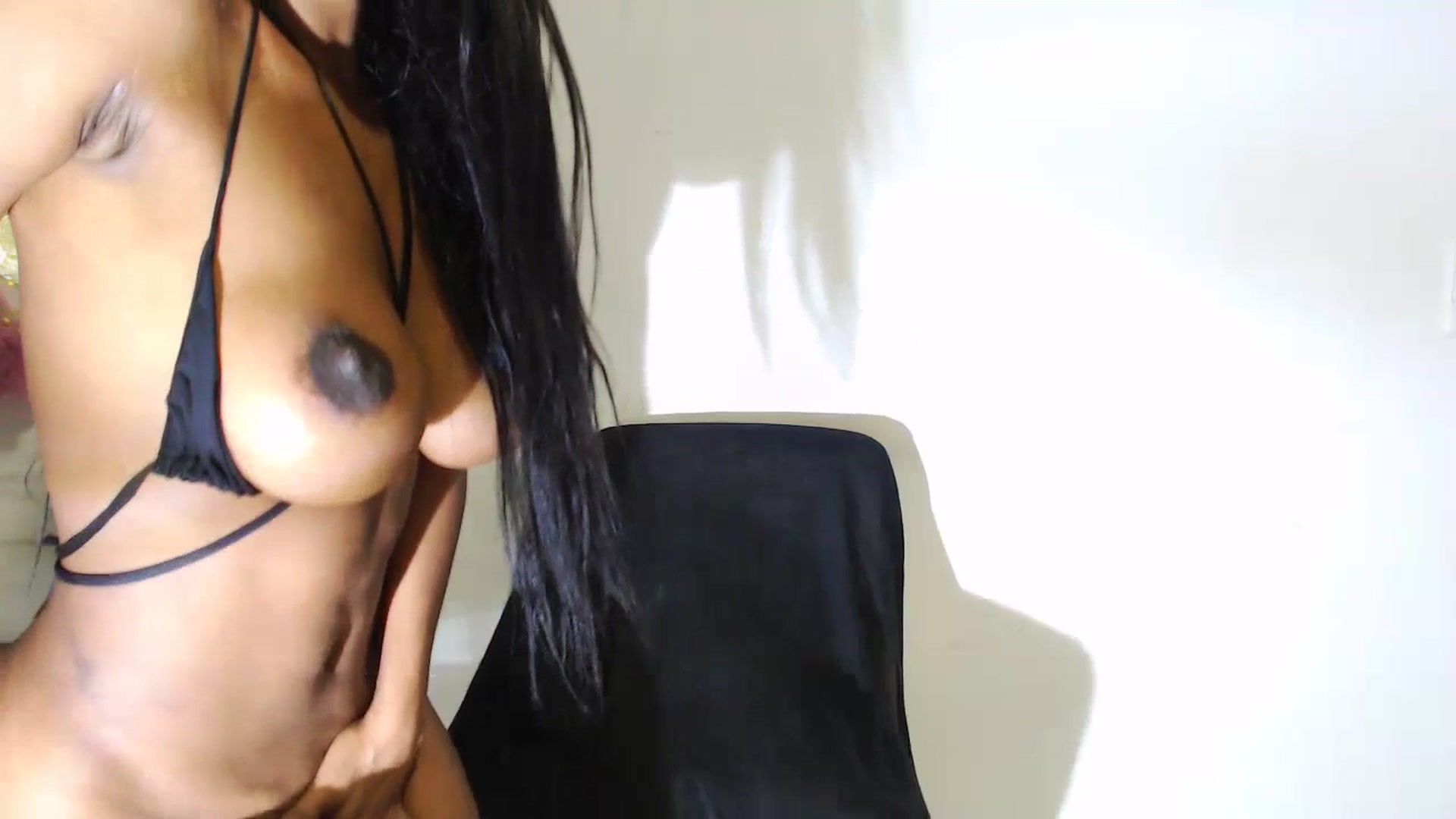 Gallery image thumbnail from Kiara_jenx's myfreecams stream on, 07/14/2023, 03:53 image 18 of 20