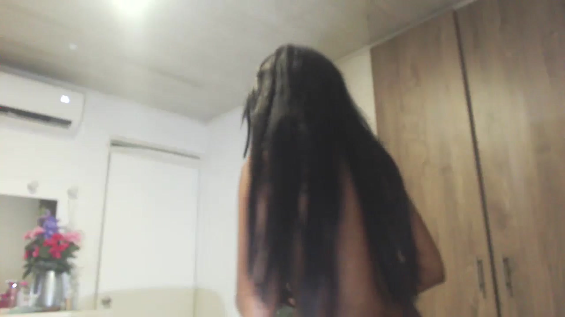 Gallery image thumbnail from Kiara_jenx's myfreecams stream on, 11/22/2023, 04:50 image 14 of 20