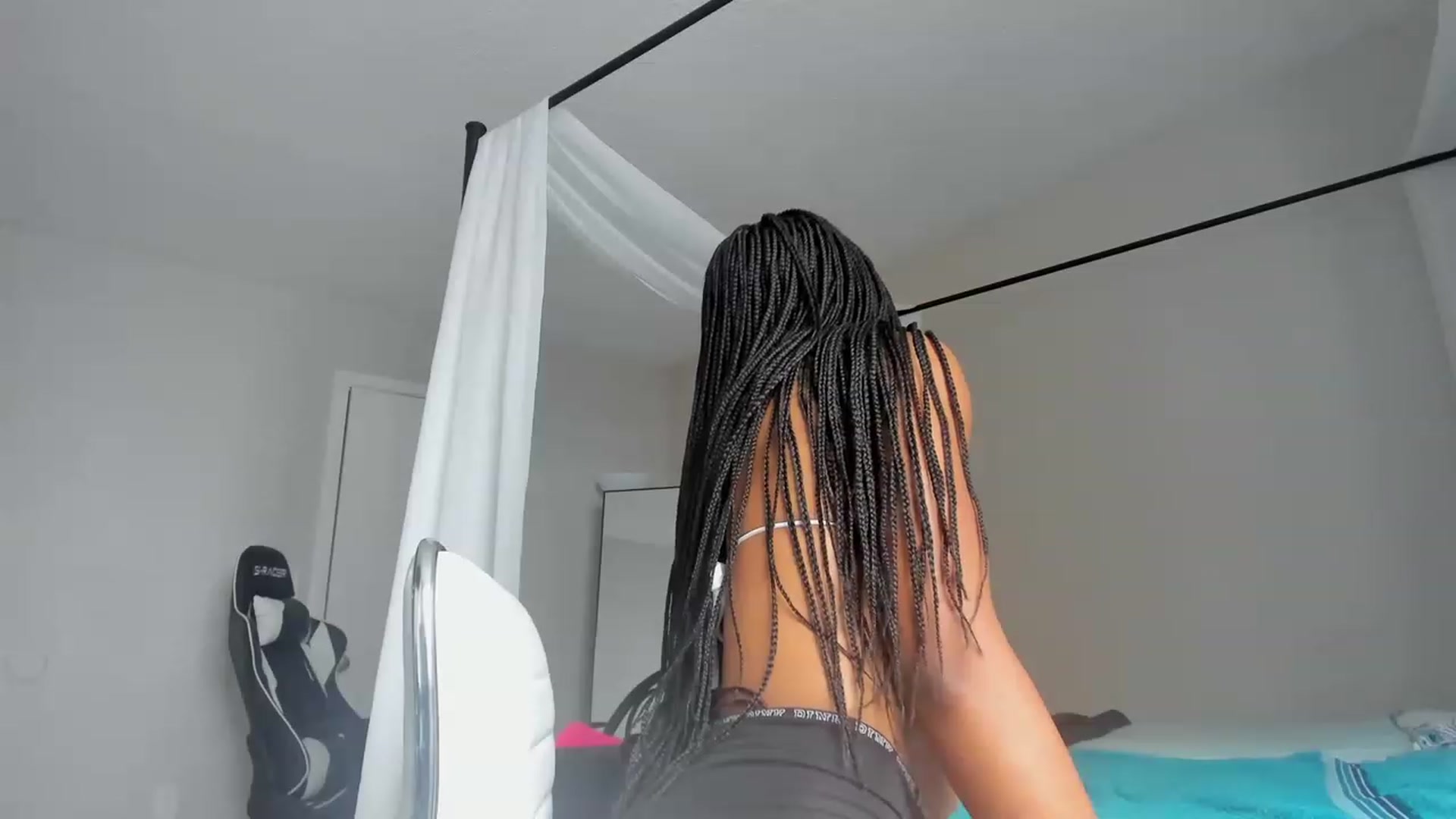 Gallery image thumbnail from Kiera's myfreecams stream on, 02/03/2023, 21:30 image 3 of 20