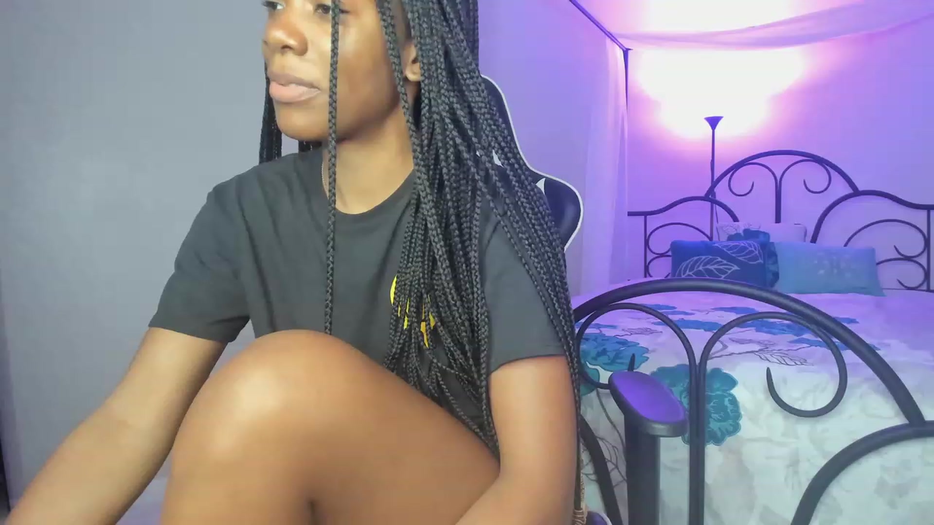 Gallery image thumbnail from Kiera's myfreecams stream on, 02/10/2023, 11:48 image 17 of 20