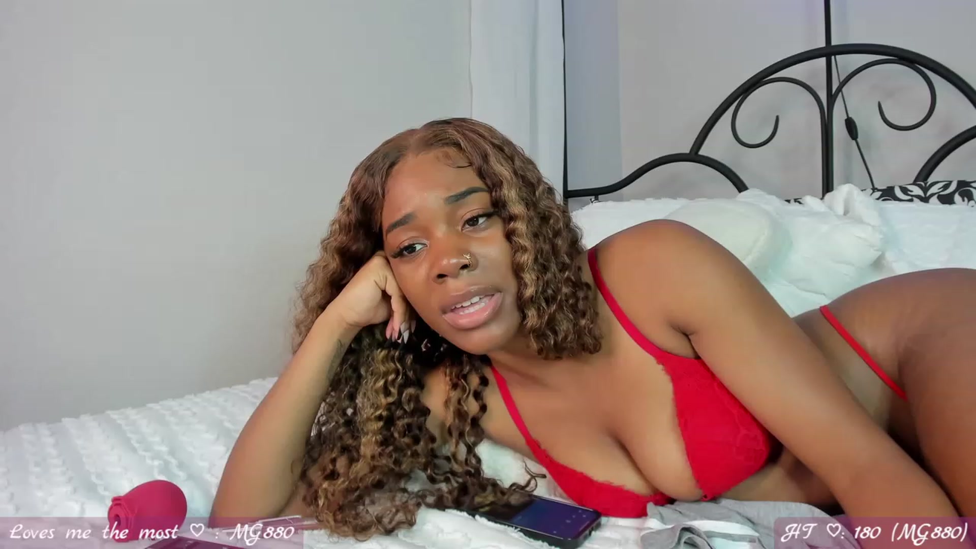 Gallery image thumbnail from Kiera's myfreecams stream on, 07/25/2023, 04:05 image 2 of 20