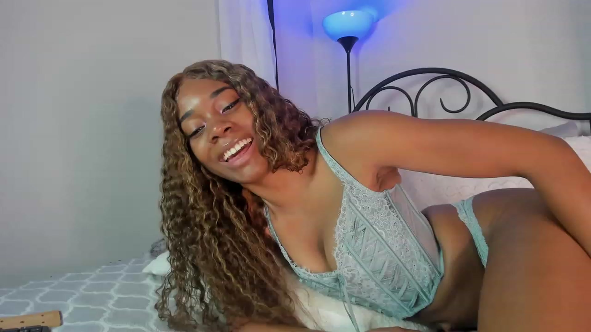 Gallery image thumbnail from Kiera's myfreecams stream on, 08/23/2023, 03:59 image 20 of 20