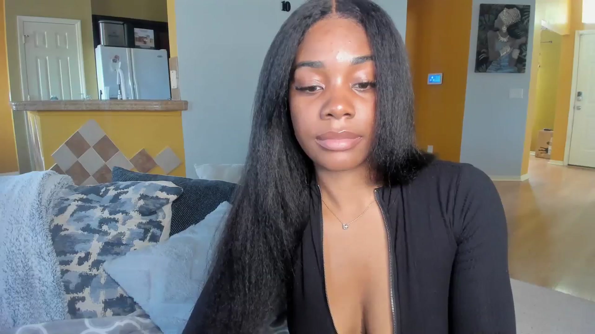 Gallery image thumbnail from Kiera's myfreecams stream on, 02/01/2024, 19:33 image 5 of 20