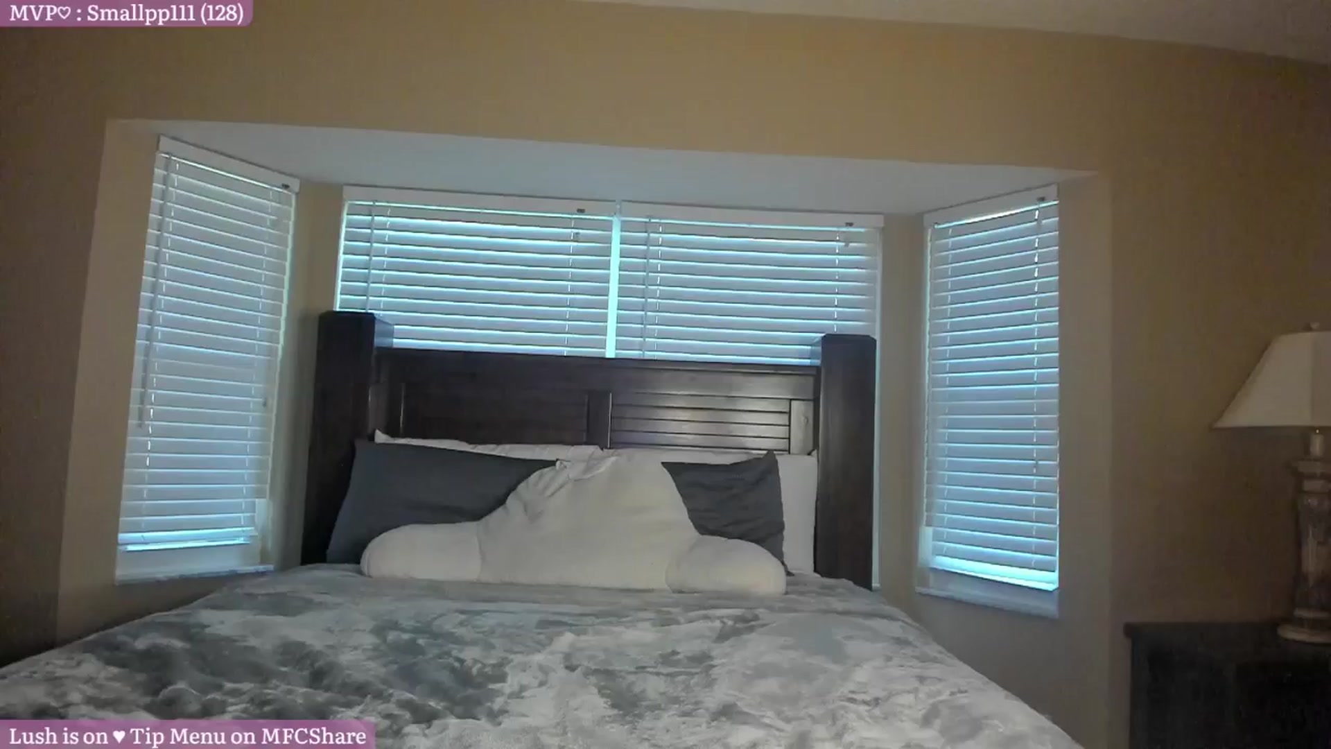 Gallery image thumbnail from Kiera's myfreecams stream on, 06/28/2024, 24:28 image 2 of 20