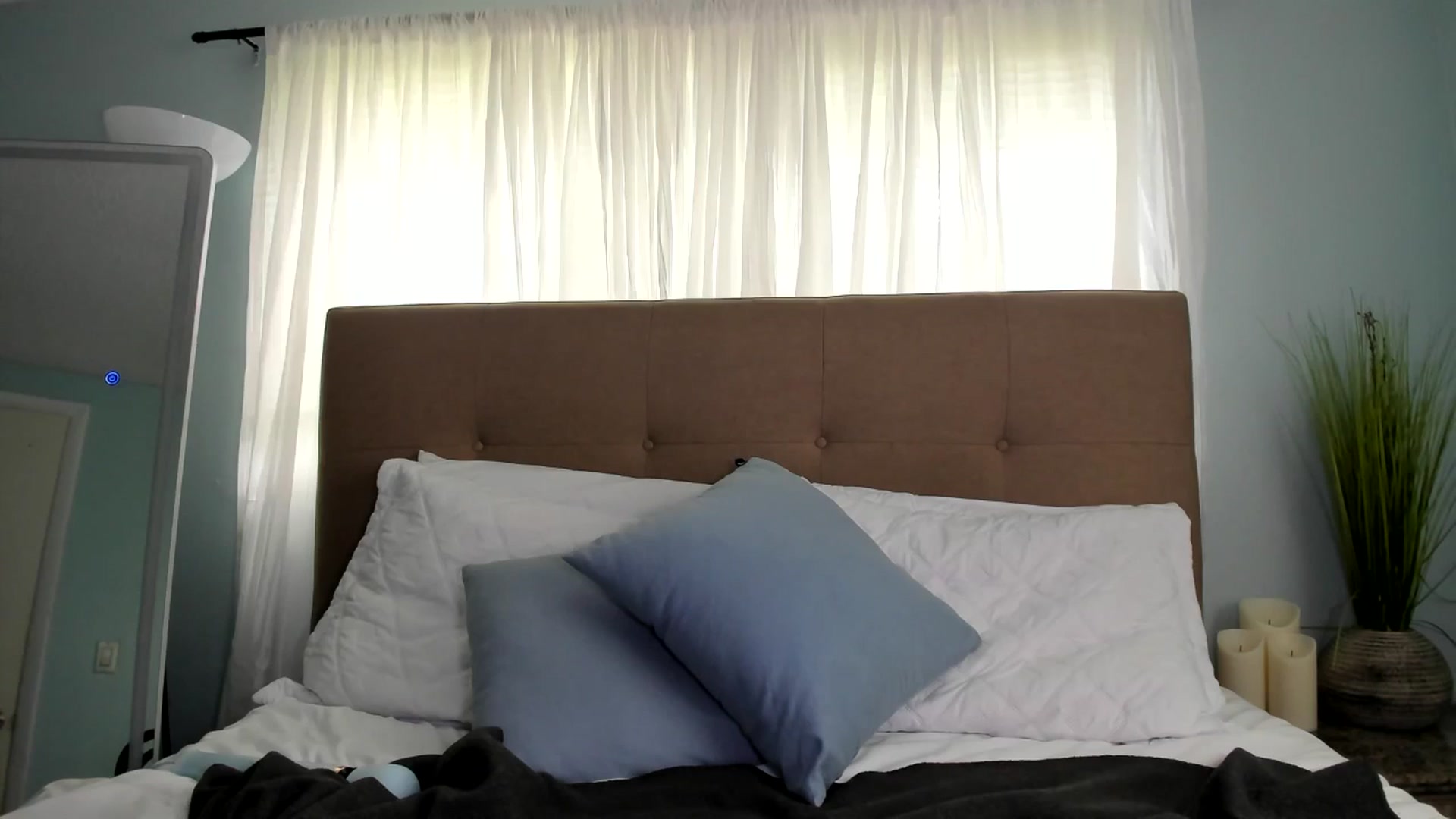 Gallery image thumbnail from Kiera's myfreecams stream on, 06/13/2025, 17:53 image 18 of 20