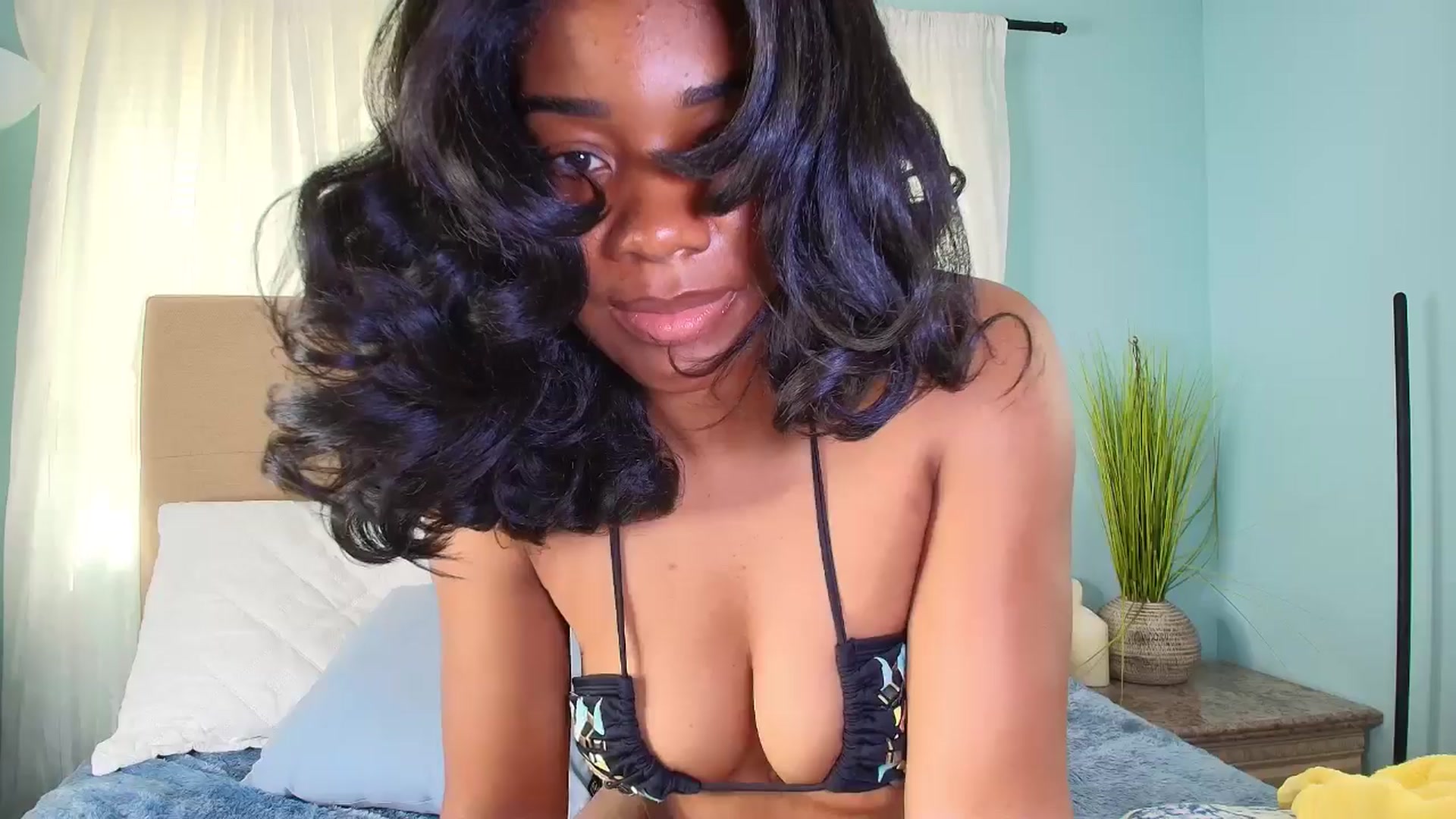Gallery image thumbnail from Kiera's myfreecams stream on, 01/18/2026, 17:22 image 2 of 20