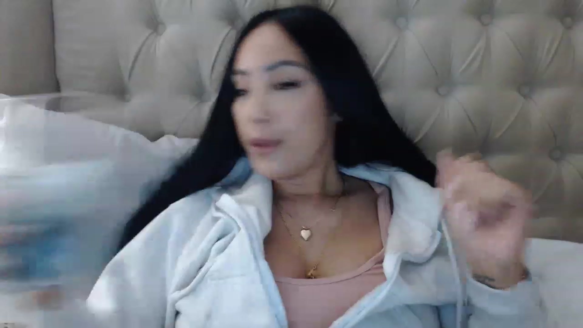 Gallery image thumbnail from KiimWiinters's myfreecams stream on, 02/04/2023, 11:25 image 17 of 20