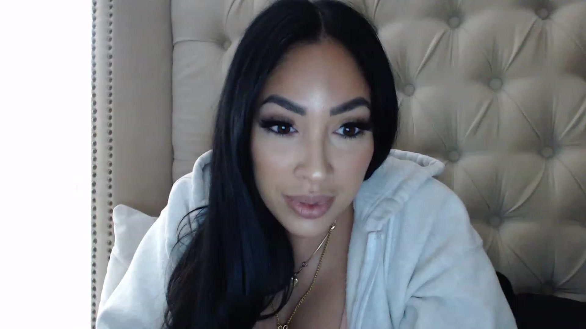 Gallery image thumbnail from KiimWiinters's myfreecams stream on, 02/04/2023, 12:46 image 20 of 20