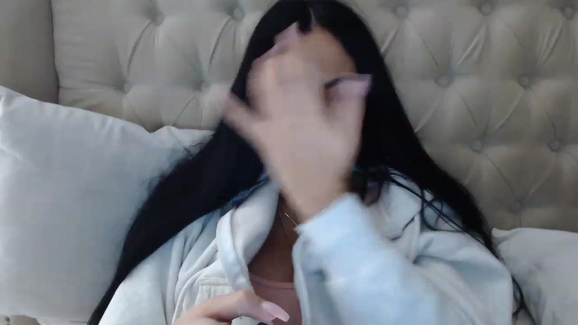 Gallery image thumbnail from KiimWiinters's myfreecams stream on, 02/04/2023, 12:46 image 2 of 20