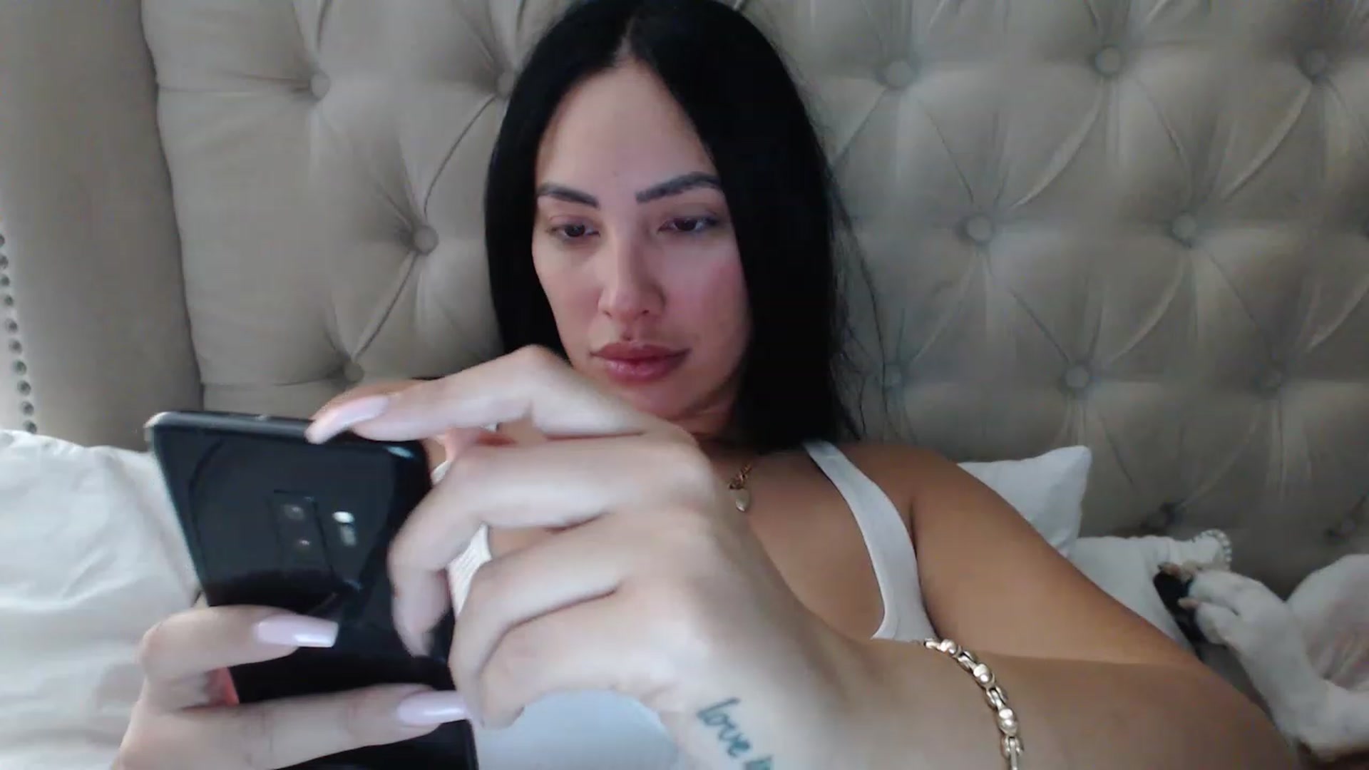 Gallery image thumbnail from KiimWiinters's myfreecams stream on, 02/05/2023, 14:32 image 18 of 20
