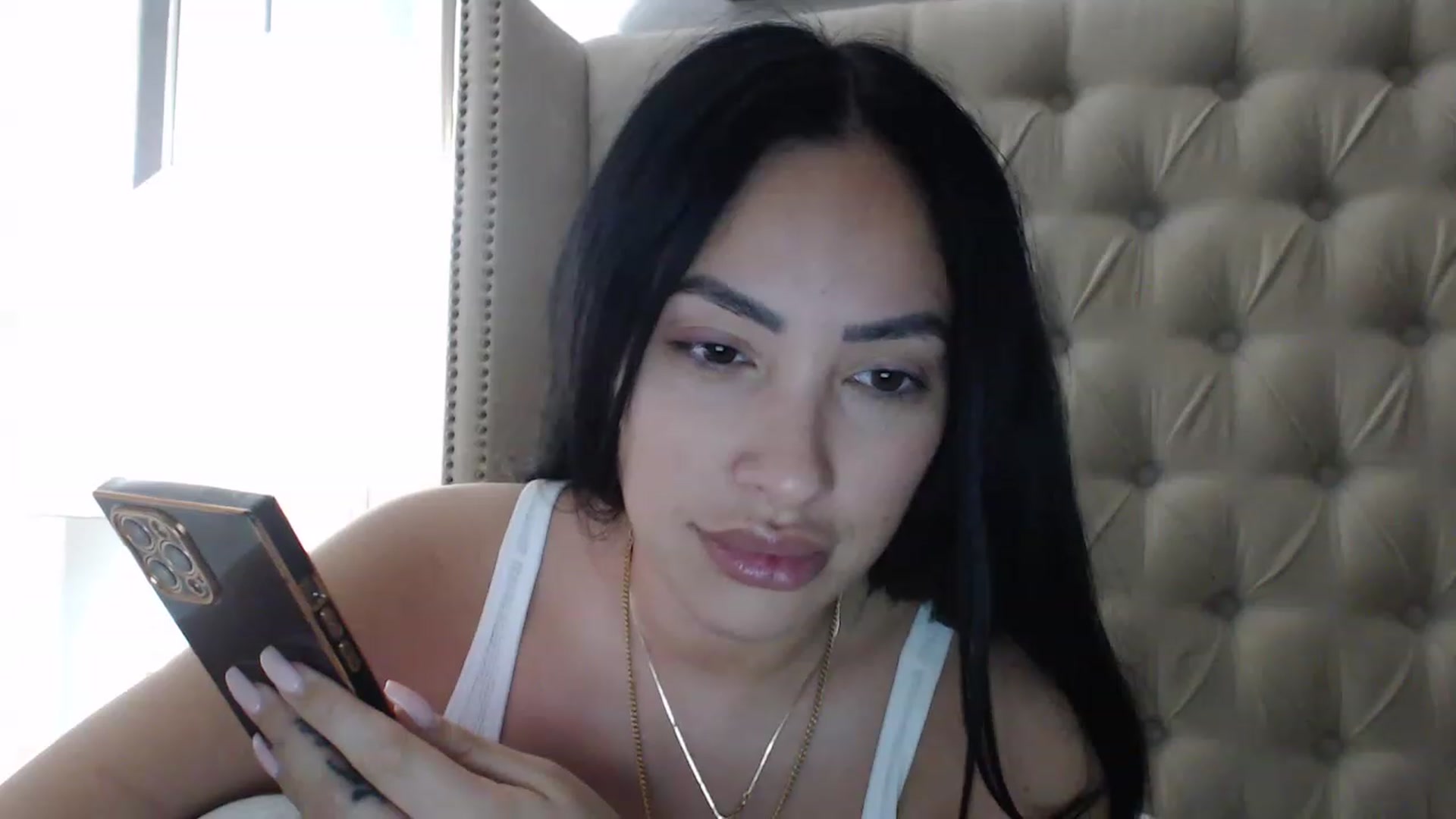 Gallery image thumbnail from KiimWiinters's myfreecams stream on, 02/05/2023, 15:30 image 18 of 20