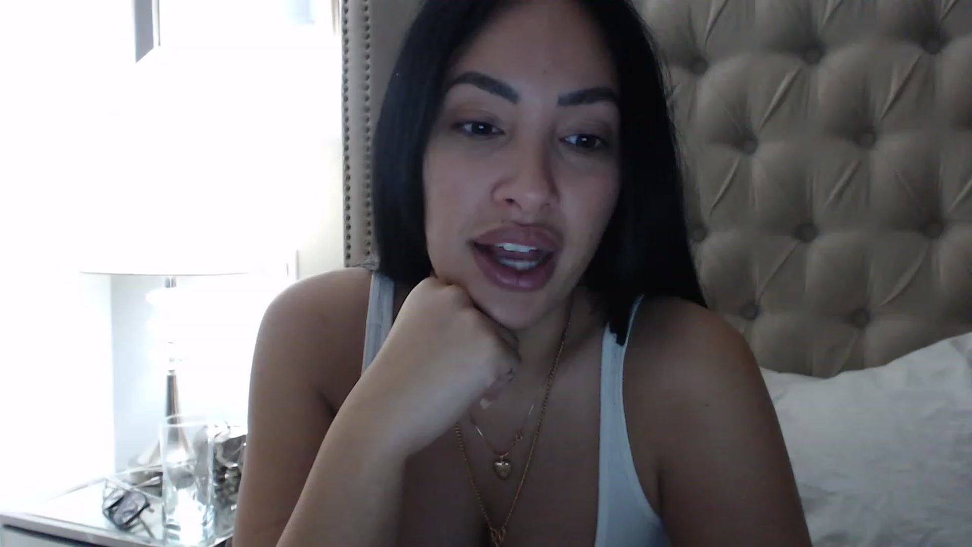 Gallery image thumbnail from KiimWiinters's myfreecams stream on, 02/05/2023, 16:24 image 9 of 20