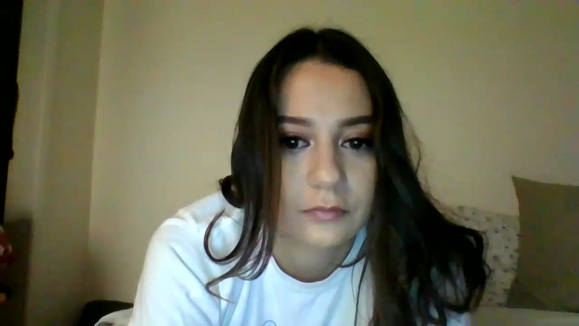 Gallery image thumbnail from Kiimchi's myfreecams stream on, 01/12/2023, 02:33 image 6 of 20