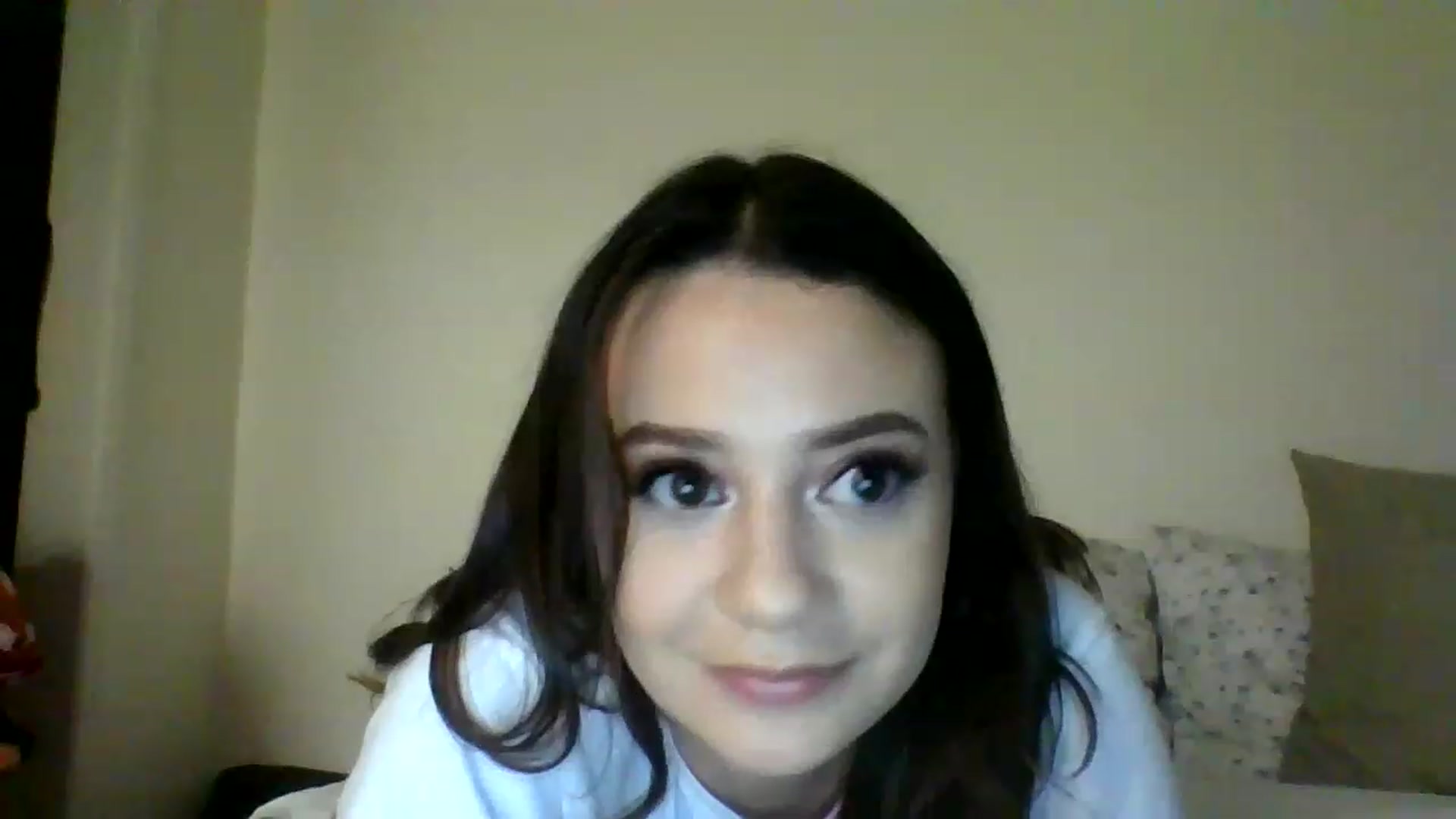 Gallery image thumbnail from Kiimchi's myfreecams stream on, 01/12/2023, 02:33 image 8 of 20