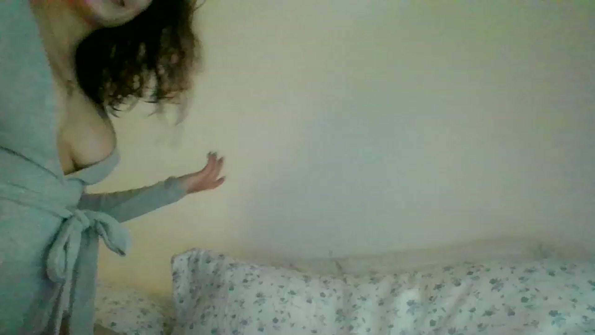 Gallery image thumbnail from Kiimchi's myfreecams stream on, 01/18/2023, 21:57 image 3 of 20
