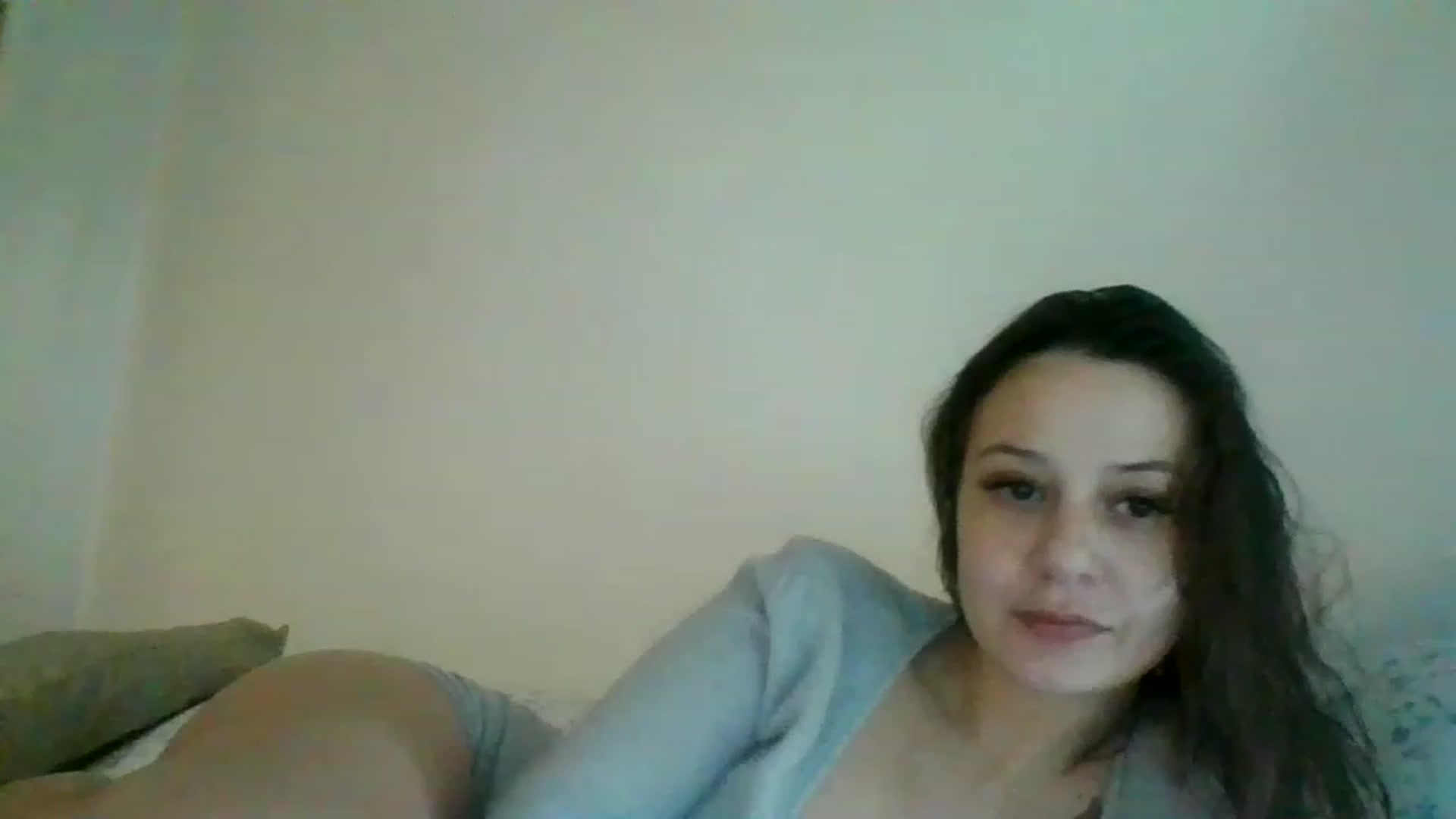 Gallery image thumbnail from Kiimchi's myfreecams stream on, 01/18/2023, 21:57 image 5 of 20