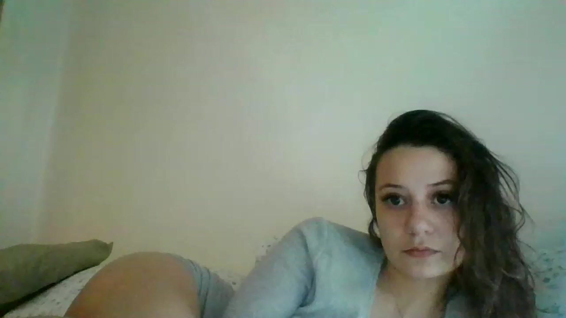 Gallery image thumbnail from Kiimchi's myfreecams stream on, 01/18/2023, 21:57 image 9 of 20