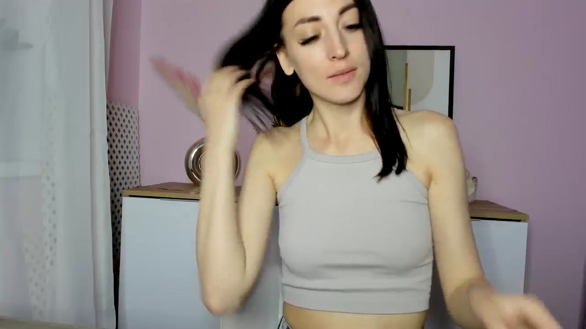 Gallery image thumbnail from KiiraDream's myfreecams stream on, 04/20/2025, 16:03 image 13 of 20