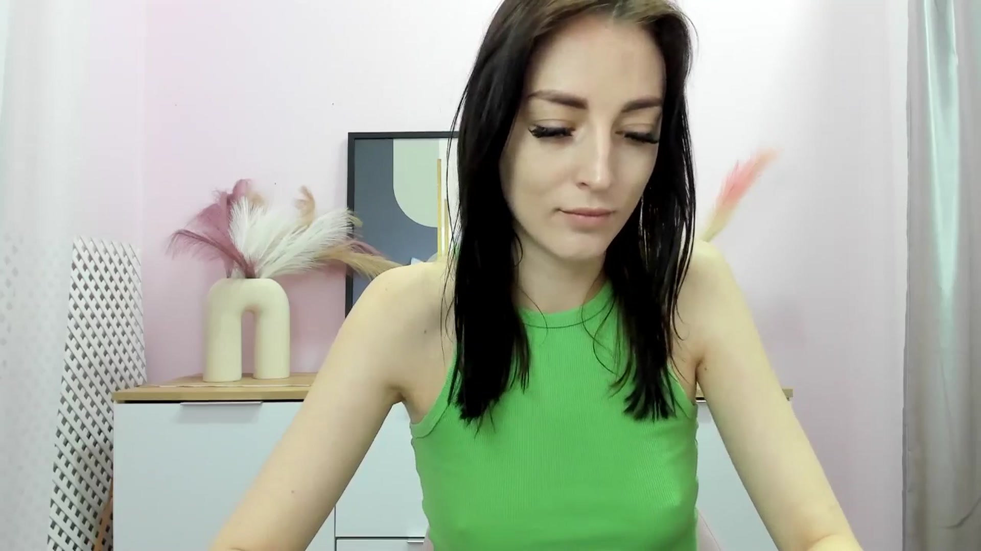 Gallery image thumbnail from KiiraDream's myfreecams stream on, 04/23/2025, 08:59 image 20 of 20