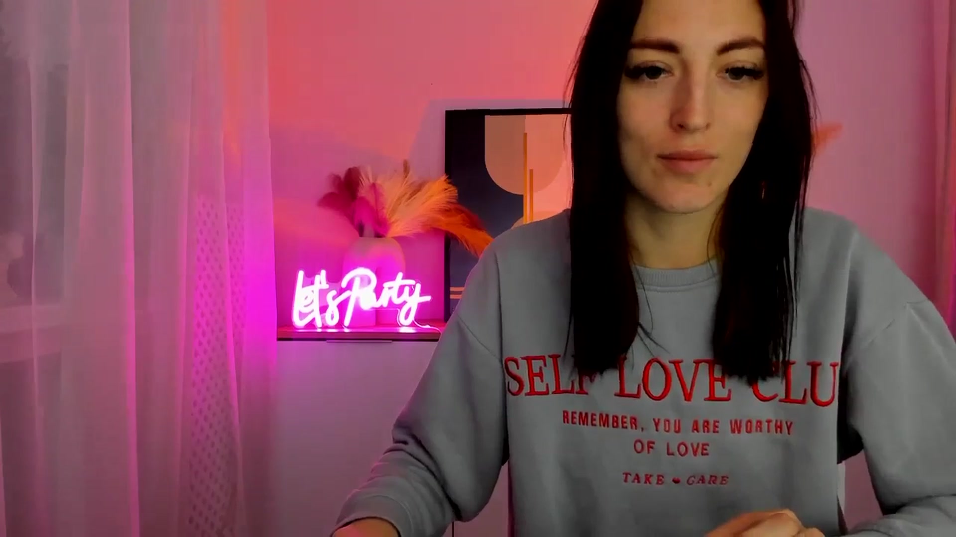 Gallery image thumbnail from KiiraDream's myfreecams stream on, 04/29/2025, 12:42 image 5 of 20